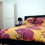 Le Clos Chez Michel Nocleg ze śniadaniem