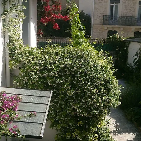 Le Clos Chez Michel 3*