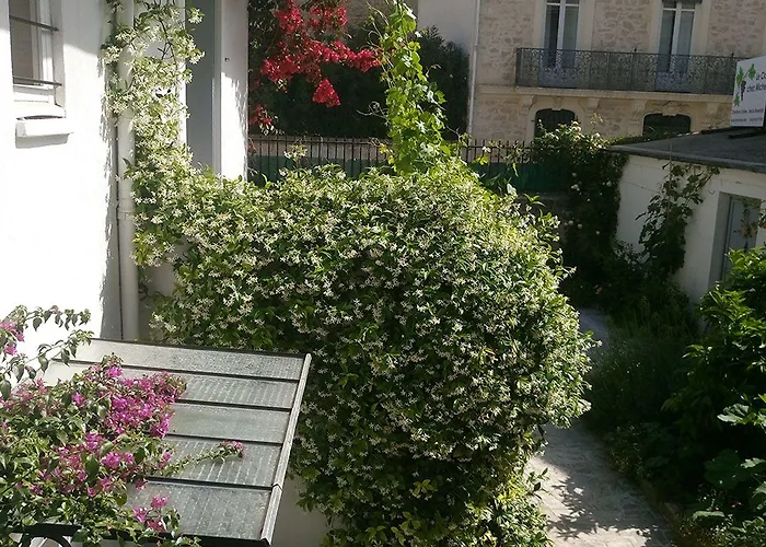 Le Clos Chez Michel 3*