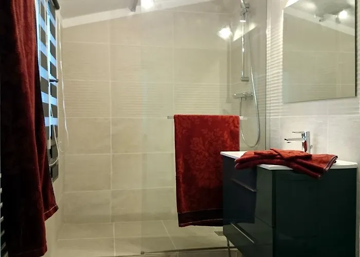 Le Clos Chez Michel 3*