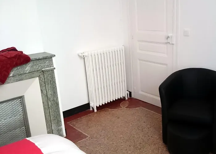 Le Clos Chez Michel 3*